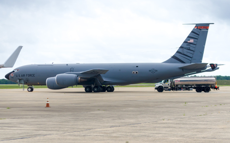 Photo of 638029 - Air National Guard Boeing KC-135 Stratotanker at ACY on AeroXplorer Aviation Database
