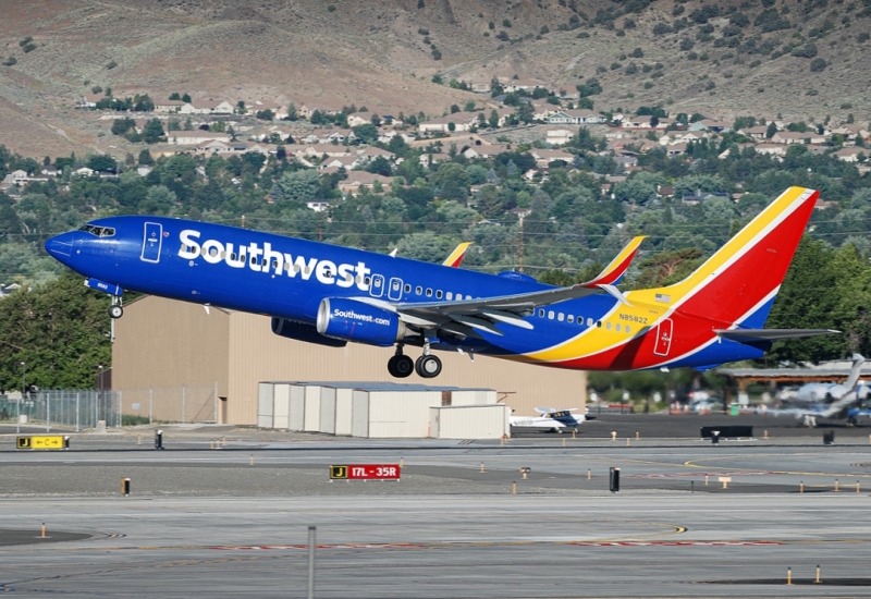 Photo of N8582Z - Southwest Airlines Boeing 737-800 at RNO on AeroXplorer Aviation Database