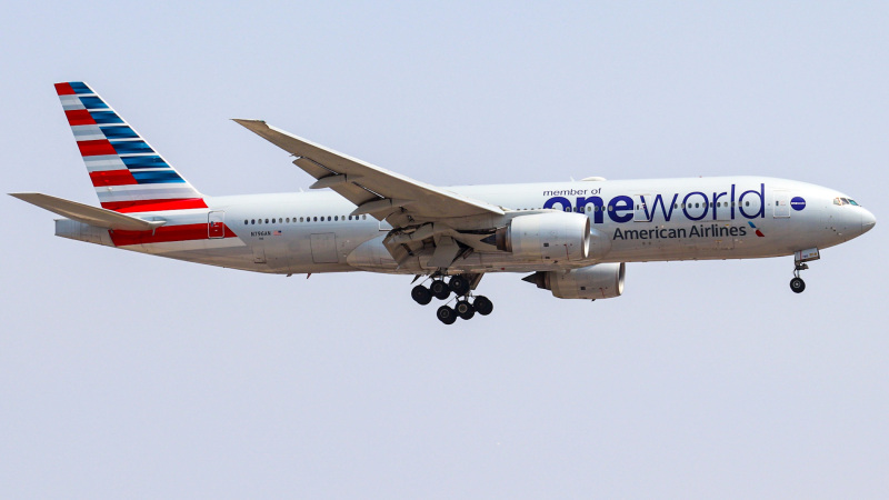Photo of N796AN - American Airlines Boeing 777-200ER at LAS on AeroXplorer Aviation Database