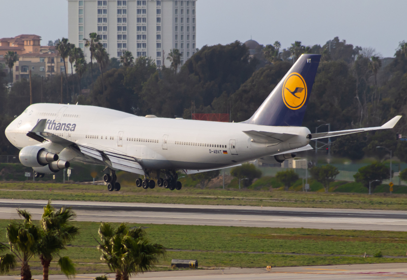 Photo of D-ABVT - Lufthansa Boeing 747-400 at LAX on AeroXplorer Aviation Database