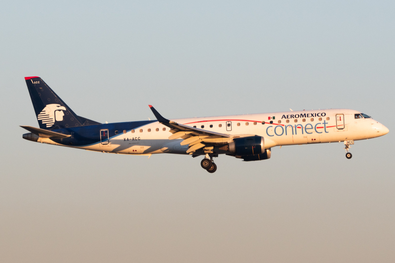 Photo of XA-ACC - Aeromexico Connect Embraer E190 at MEX on AeroXplorer Aviation Database