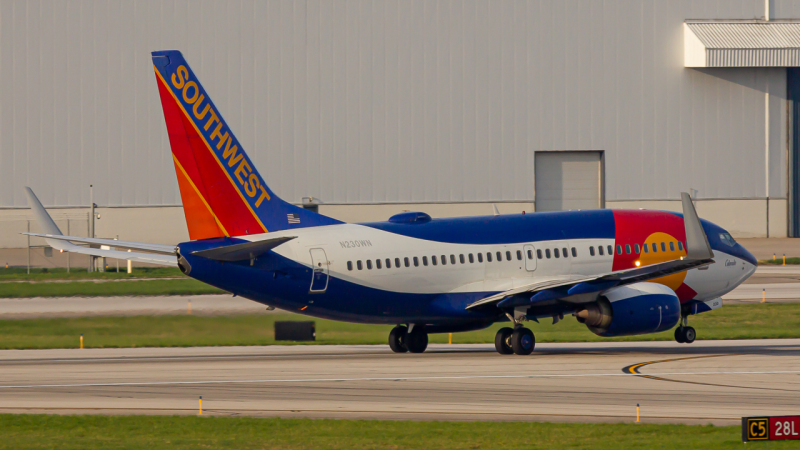Photo of N230WN - Southwest Airlines Boeing 737-700 at CMH on AeroXplorer Aviation Database