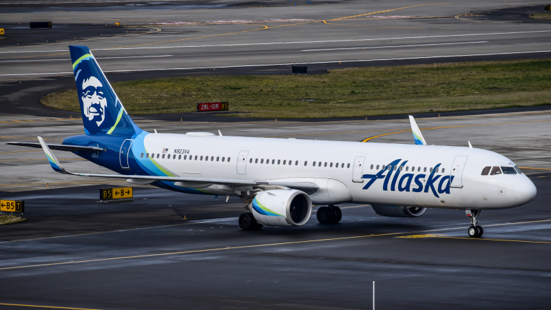 Photo of N923VA - Alaska Airlines Airbus A321NEO at PDX on AeroXplorer Aviation Database