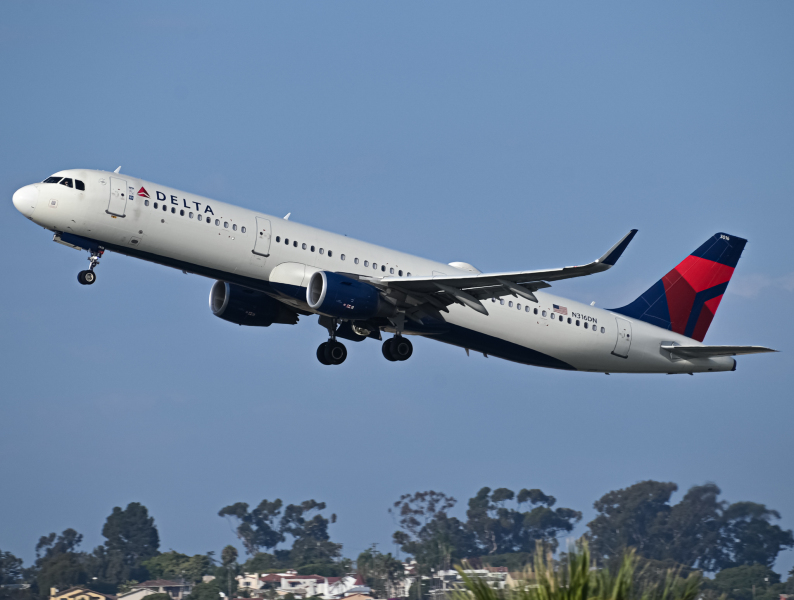 Photo of N316DN - Delta Air Lines Airbus A321-200 at SAN on AeroXplorer Aviation Database