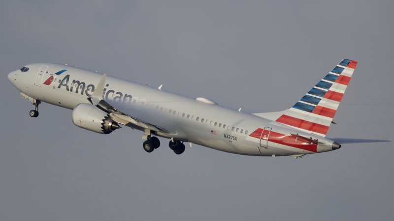 Photo of N327SK - American Airlines Boeing 737 MAX 8 at IAH on AeroXplorer Aviation Database