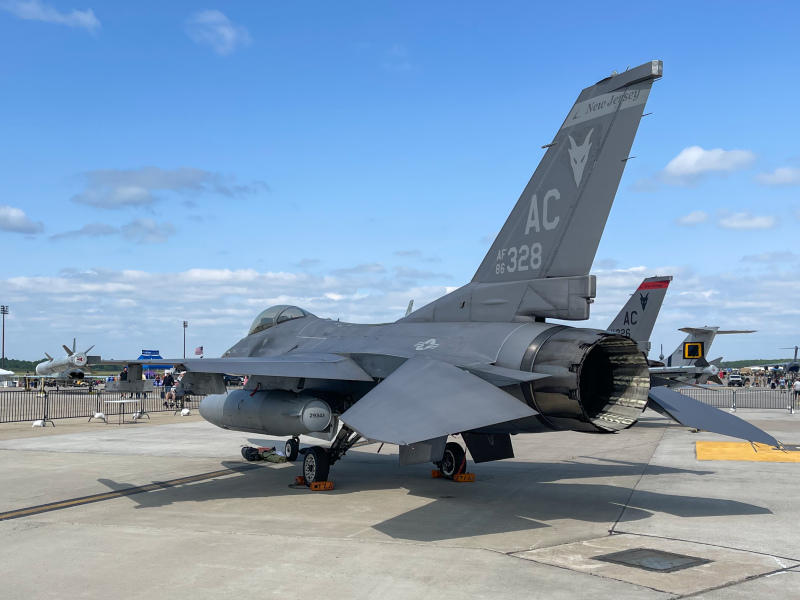 Photo of 86-0328 - USAF - United States Air Force General Dynamics F-16C Fighting Falcon at WRI on AeroXplorer Aviation Database