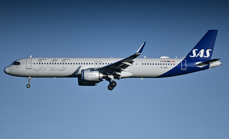 Photo of SE-DMS - Scandinavian Airlines Airbus A321NEO at IAD on AeroXplorer Aviation Database