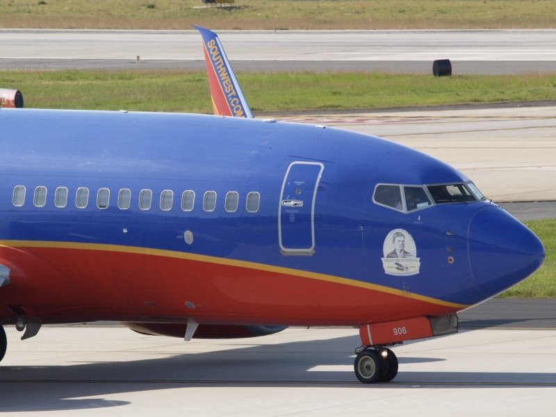 Photo of N906WN - Southwest Airlines Boeing 737-700 at ATL on AeroXplorer Aviation Database