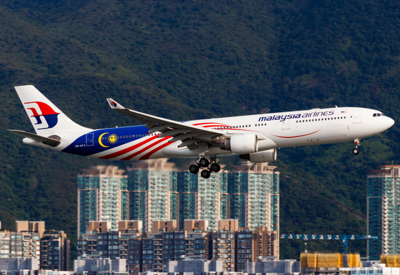 Photo of 9M-MTA - Malaysia Airlines Airbus A330-300 at HKG on AeroXplorer Aviation Database