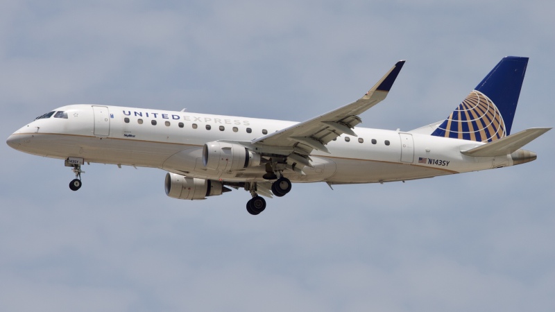 Photo of N143SY - United Express Embraer E175 at IAH on AeroXplorer Aviation Database