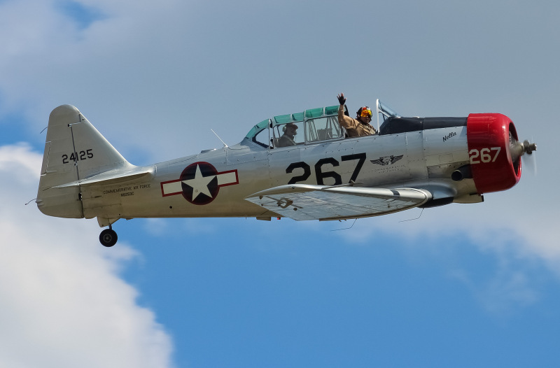 Photo of N6253C - PRIVATE North American T-6 Texan at LUK on AeroXplorer Aviation Database