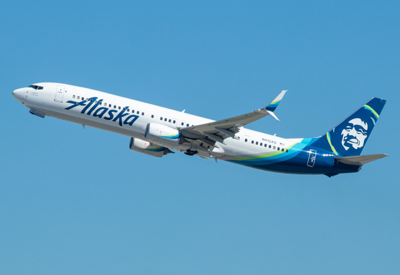Photo of N413AS - Alaska Airlines Boeing 737-900ER at LAX on AeroXplorer Aviation Database