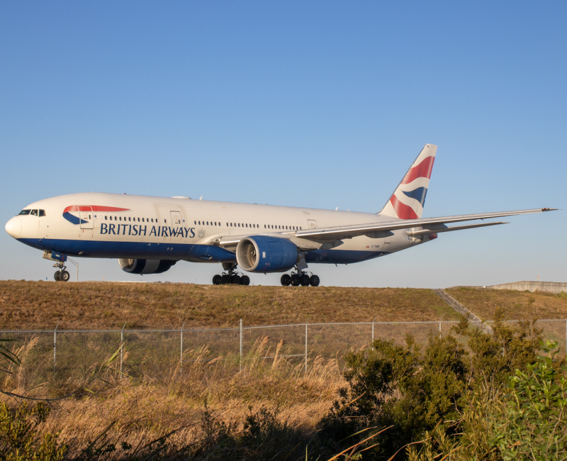 Photo of G-YMMI - British Airways Boeing 777-200ER at MCO on AeroXplorer Aviation Database
