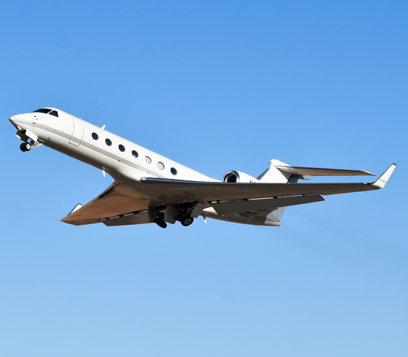Photo of N345LC - PRIVATE Gulfstream G550 at CSL on AeroXplorer Aviation Database