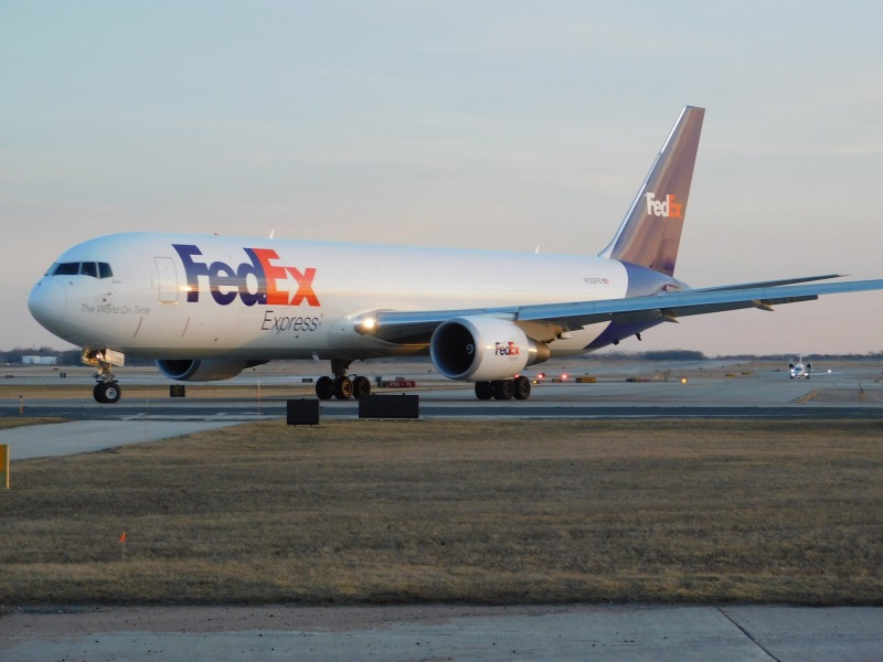 Photo of  N128FE - Fedex Boeing 767-300F at MKE on AeroXplorer Aviation Database