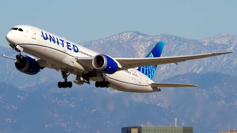 Photo of N29977 - United Airlines Boeing 787-9 at LAX on AeroXplorer Aviation Database