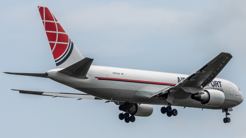 Photo of N255CM - Air Transport International Boeing 767-200F at IAH on AeroXplorer Aviation Database