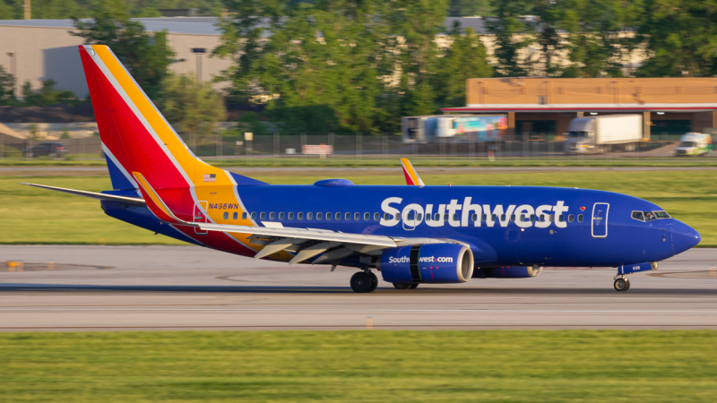 Photo of N498WN - Southwest Airlines Boeing 737-700 at CMH on AeroXplorer Aviation Database