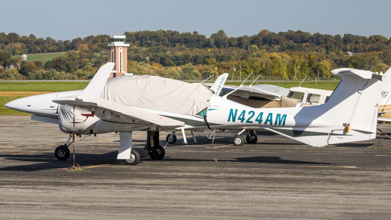 Photo of N424AM - PRIVATE Diamond DA-42 at FDK on AeroXplorer Aviation Database