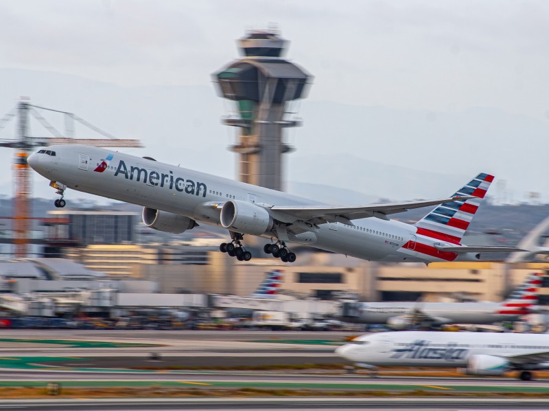 Photo of N722AN - American Airlines Boeing 777-300ER at LAX on AeroXplorer Aviation Database