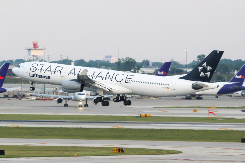 Photo of D-AIGP - Lufthansa Airbus A340-300 at ORD on AeroXplorer Aviation Database