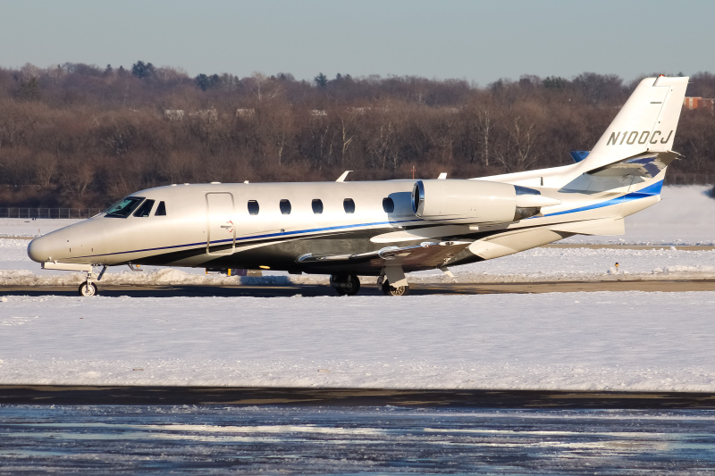 Photo of N100CJ - PRIVATE  Cessna Citation 560 Encore at LUK on AeroXplorer Aviation Database