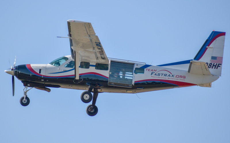 Photo of N208HF - PRIVATE Cessna 208 Grand Caravan at MWO on AeroXplorer Aviation Database