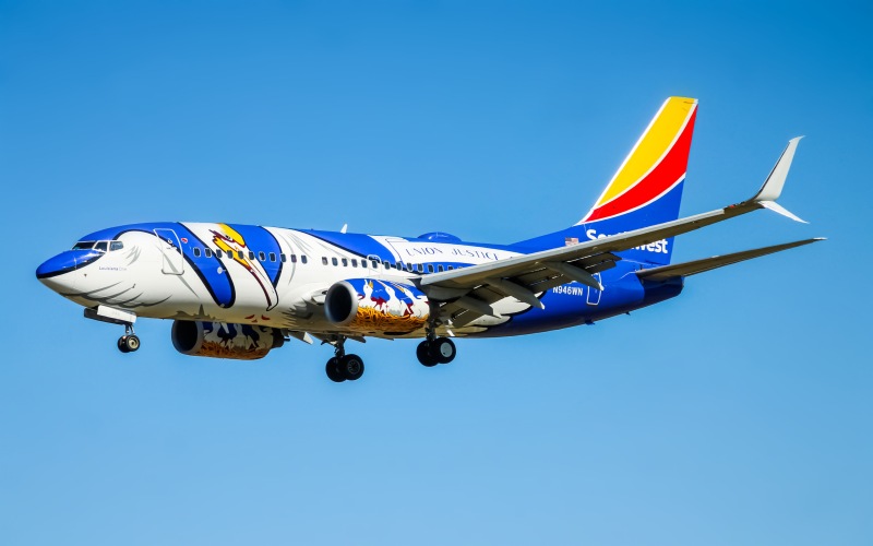 Photo of N946WN - Southwest Airlines Boeing 737-700 at BWI on AeroXplorer Aviation Database