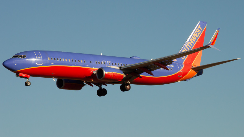 Photo of N8626B - Southwest Airlines Boeing 737-800 at BWI on AeroXplorer Aviation Database