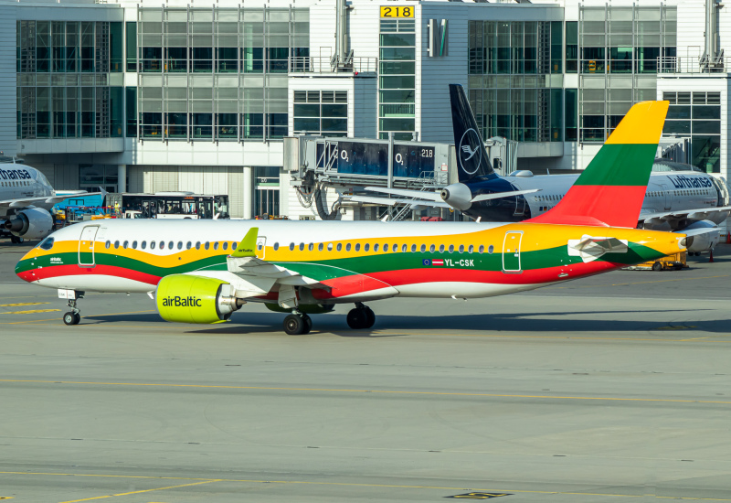 Photo of YL-CSK - Air Baltic Airbus A220-300 at MUC on AeroXplorer Aviation Database