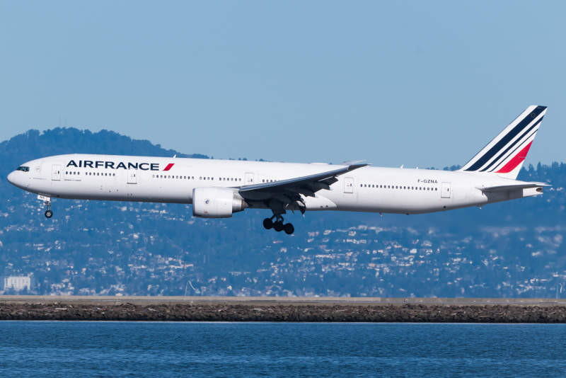 Photo of F-GZNA - Air France Boeing 777-300ER at SFO on AeroXplorer Aviation Database