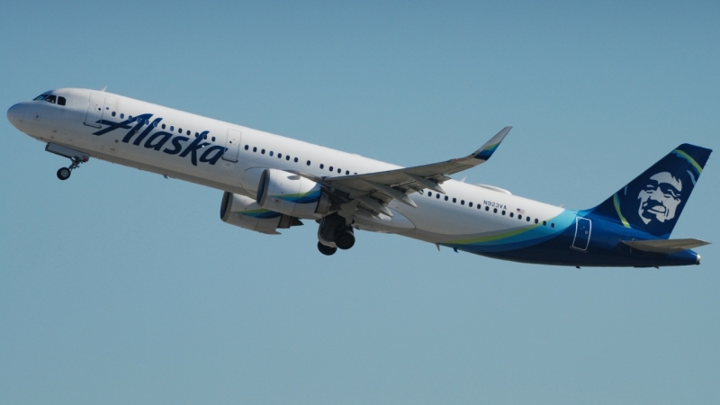 Photo of N923VA - Alaska Airlines Airbus A321NEO at LAX on AeroXplorer Aviation Database