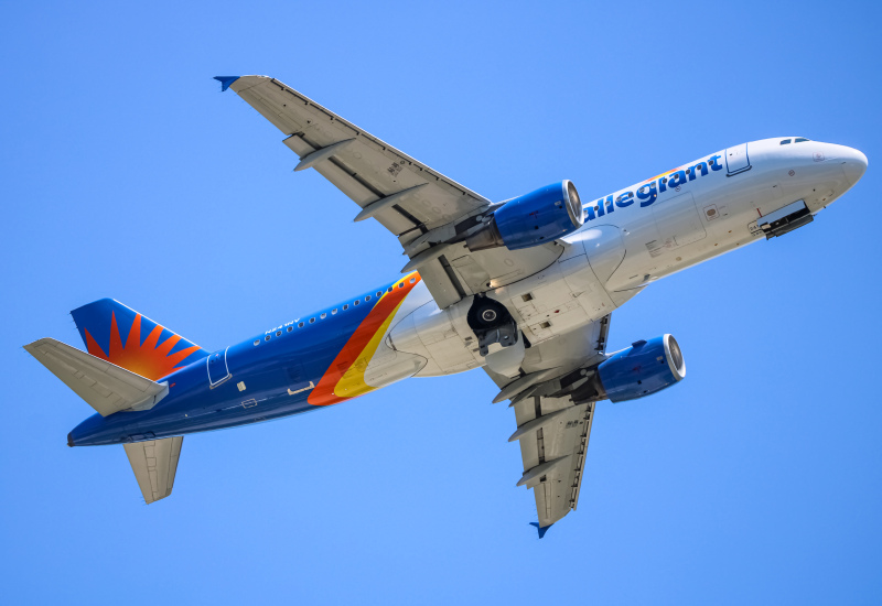 Photo of N241NV - Allegiant Air Airbus A320 at BWI on AeroXplorer Aviation Database