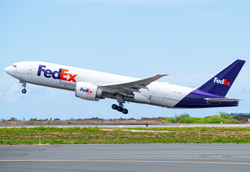 Photo of N856FD - FedEx Boeing 777-F at HNL on AeroXplorer Aviation Database