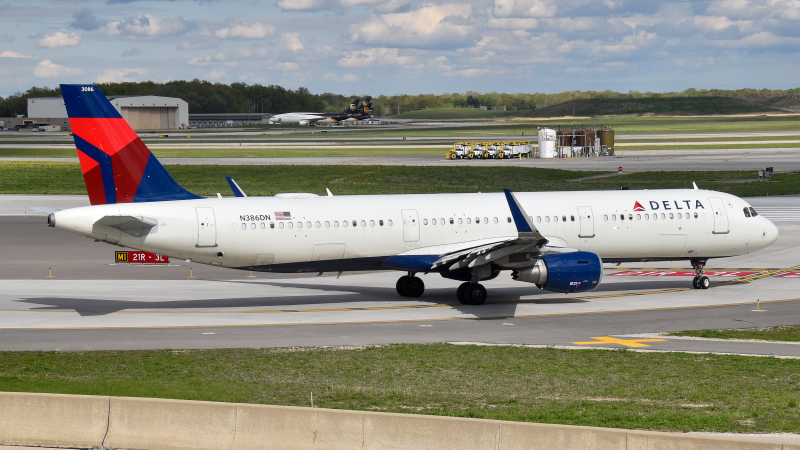 Photo of N386DN - Delta Airlines Airbus A321-200 at DTW on AeroXplorer Aviation Database