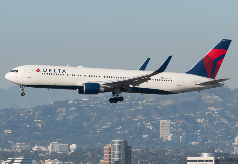 Photo of N187DN - Delta Airlines Boeing 767-300ER at LAX on AeroXplorer Aviation Database