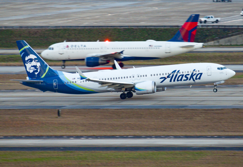 Photo of N978AK - Alaska Airlines Boeing 737 MAX 9 at ATL on AeroXplorer Aviation Database