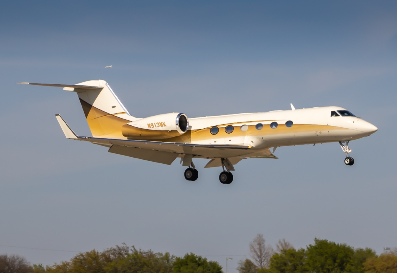 Photo of N913MK - PRIVATE Gulfstream G450 at ADS on AeroXplorer Aviation Database