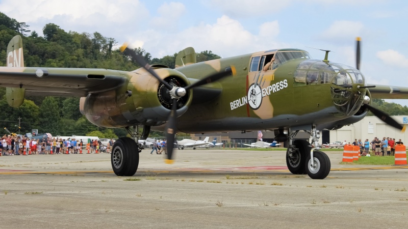 Photo of N10V - PRIVATE   North American B-25 Mitchell at LUK on AeroXplorer Aviation Database