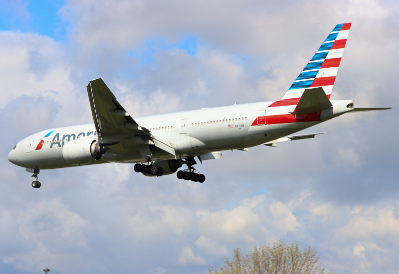 Photo of N771AN - American Airlines Boeing 777-200ER at LHR on AeroXplorer Aviation Database