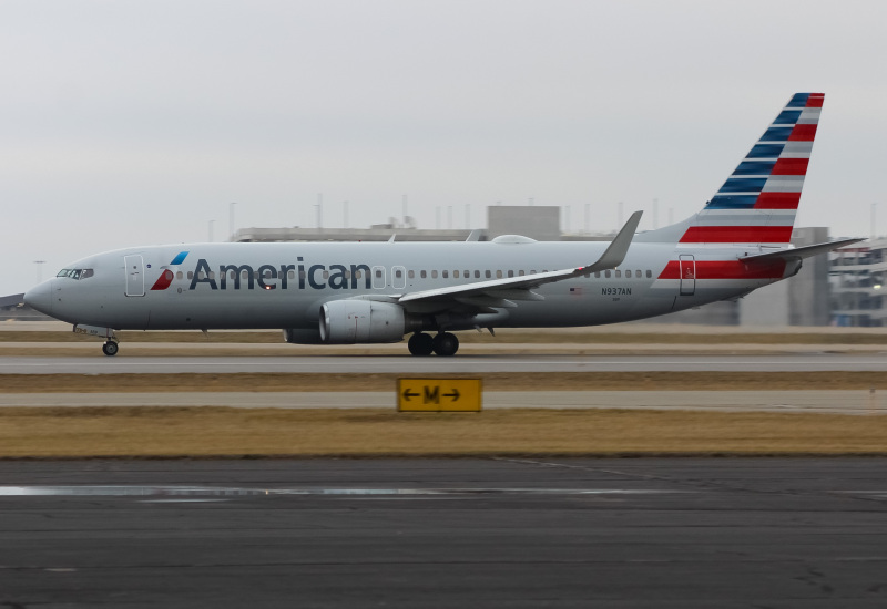 Photo of N937AN - American Airlines Boeing 737-800 at CVG on AeroXplorer Aviation Database