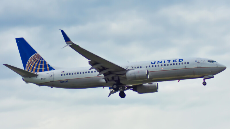 Photo of N14235 - United Airlines Boeing 737-800 at ORD on AeroXplorer Aviation Database