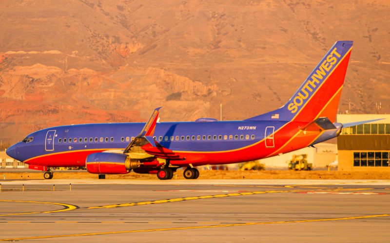 Photo of N273WN - Southwest Airlines Boeing 737-700 at SLC on AeroXplorer Aviation Database