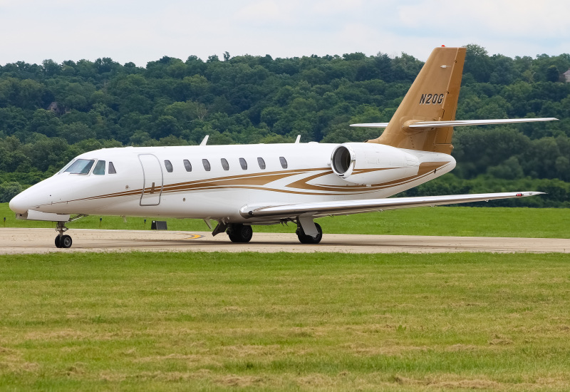 Photo of N2QG - PRIVATE Cessna 680 Citation Sovereign  at LUK on AeroXplorer Aviation Database