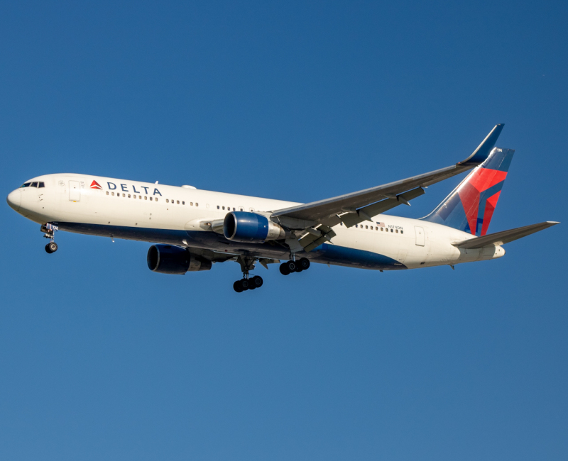 Photo of N174DN - Delta Airlines Boeing 767-300ER at MCO on AeroXplorer Aviation Database