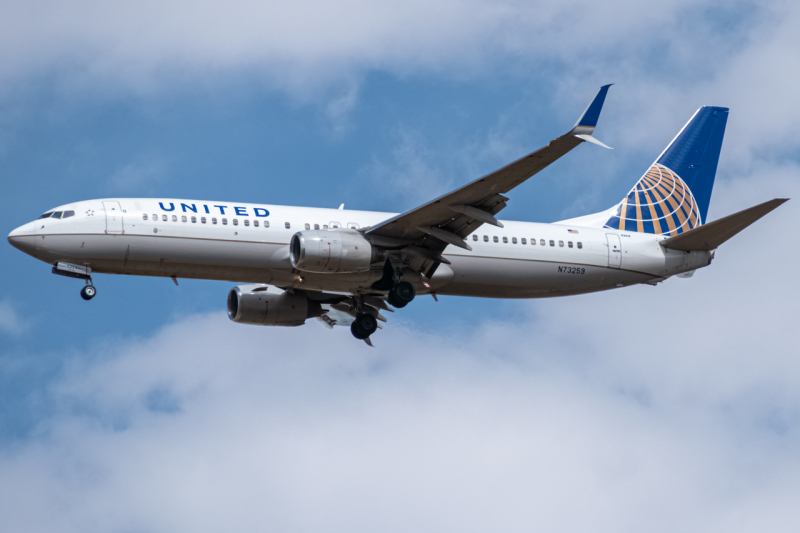 Photo of N73259 - United Airlines Boeing 737-800 at DEN on AeroXplorer Aviation Database