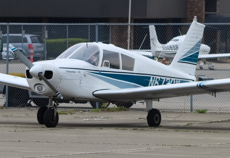 Photo of N678W - PRIVATE Piper 28 Cherokee at LUK on AeroXplorer Aviation Database