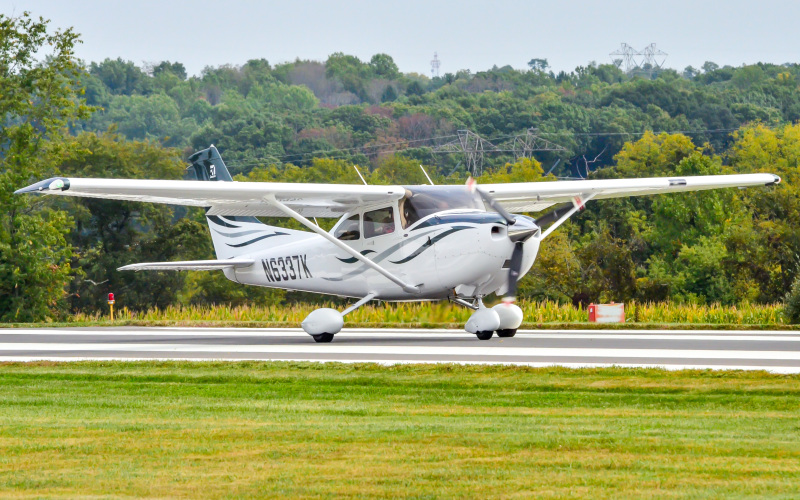 Photo of N6337K - PRIVATE Cessna 182 Skylane at N40 on AeroXplorer Aviation Database