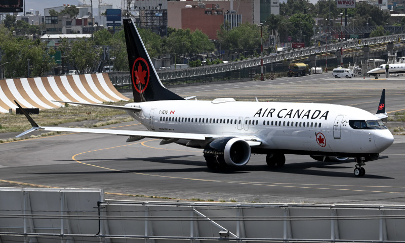 Photo of C-GEHQ - Air Canada Boeing 737 MAX 8 at MEX on AeroXplorer Aviation Database