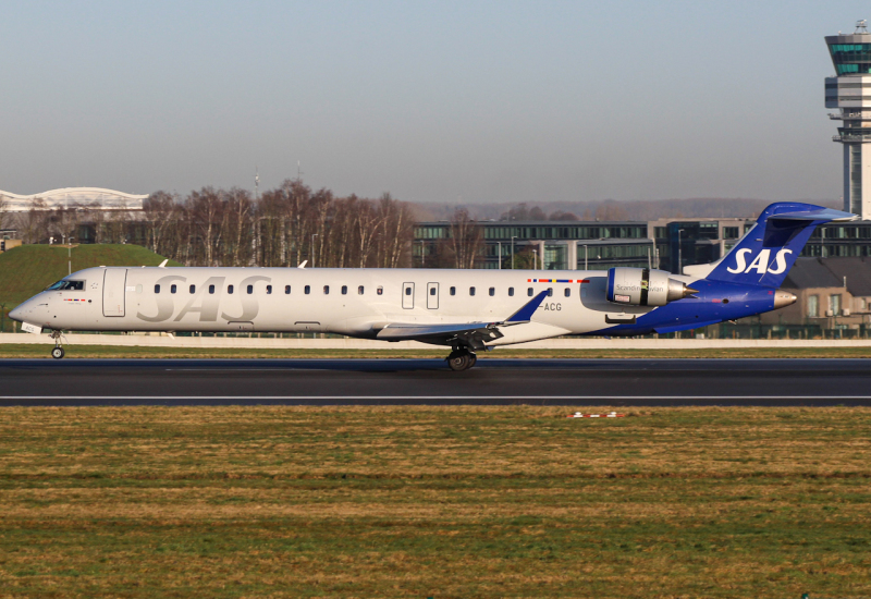 Photo of ES-ACG - Scandinavian Airlines Mitsubishi CRJ-900 at BRU on AeroXplorer Aviation Database